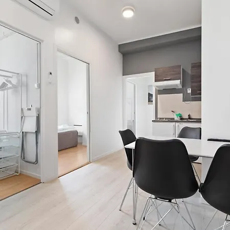 Orsta Apartments * אורסטה